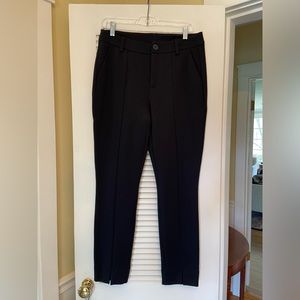 Cabi women’ ponte knit  black pants size 6 new without tags